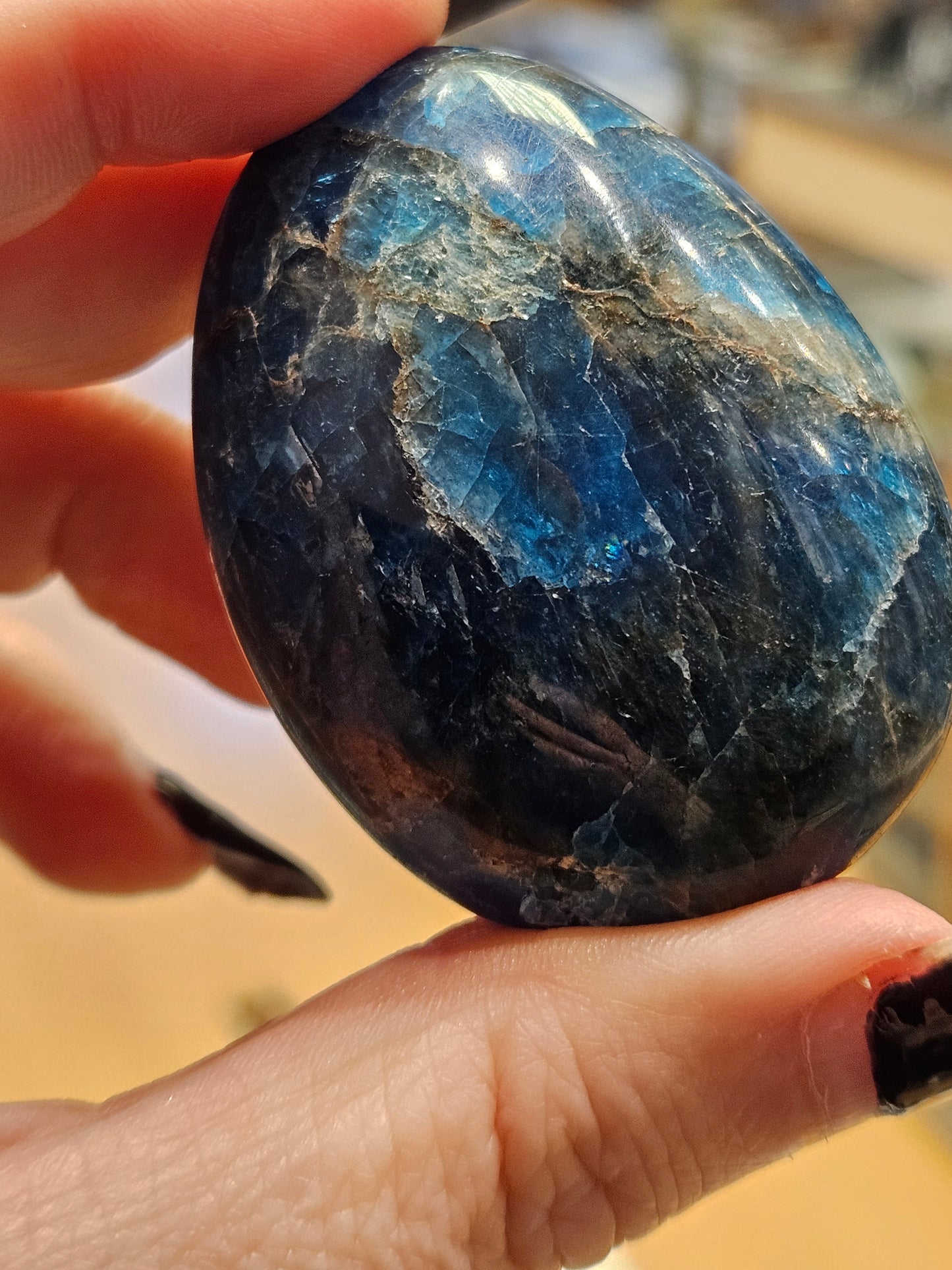 Blue Apitate Palmstone