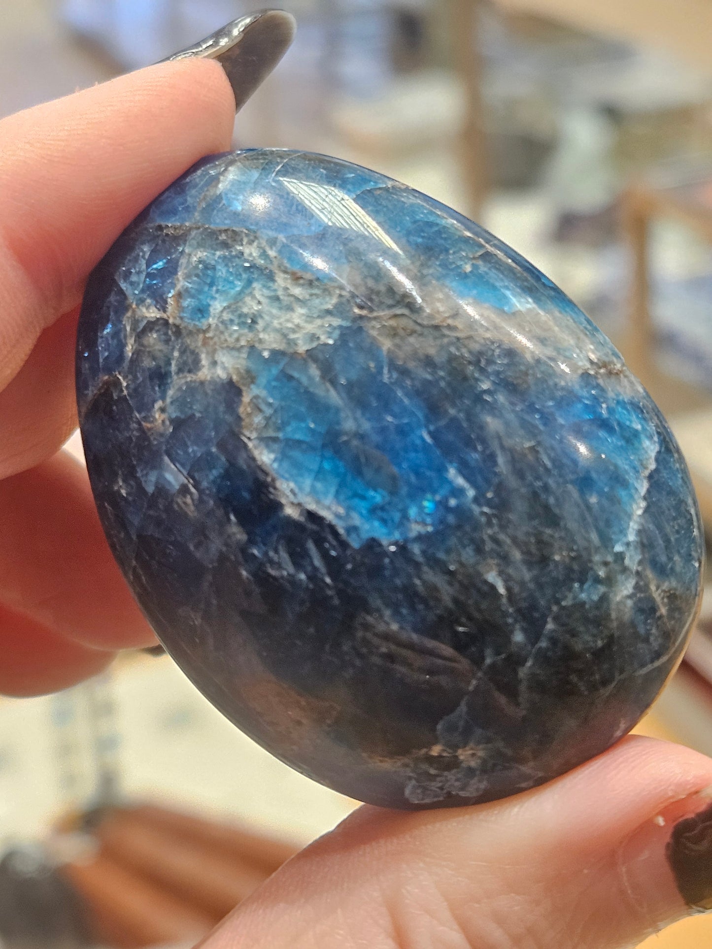 Blue Apitate Palmstone