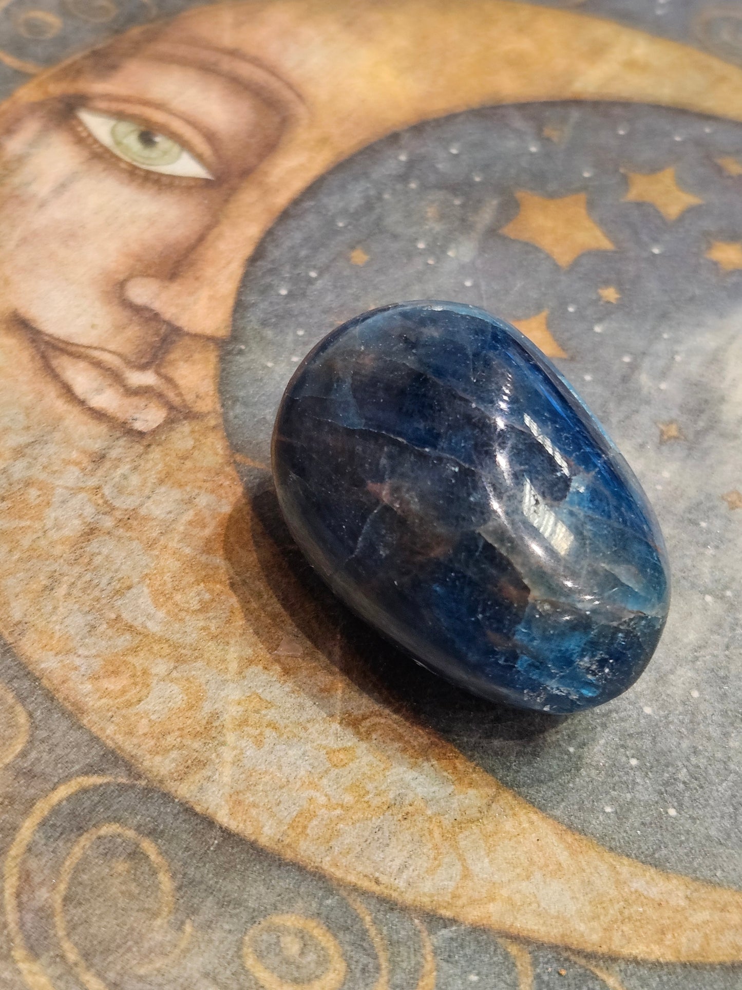 Blue Apitate large Tumblestone