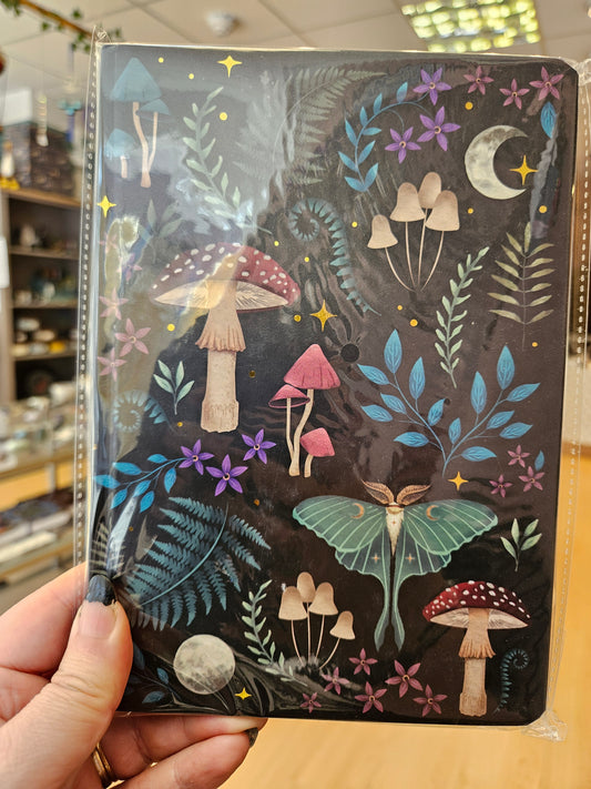 Mushroom and Moth Journal 🍄