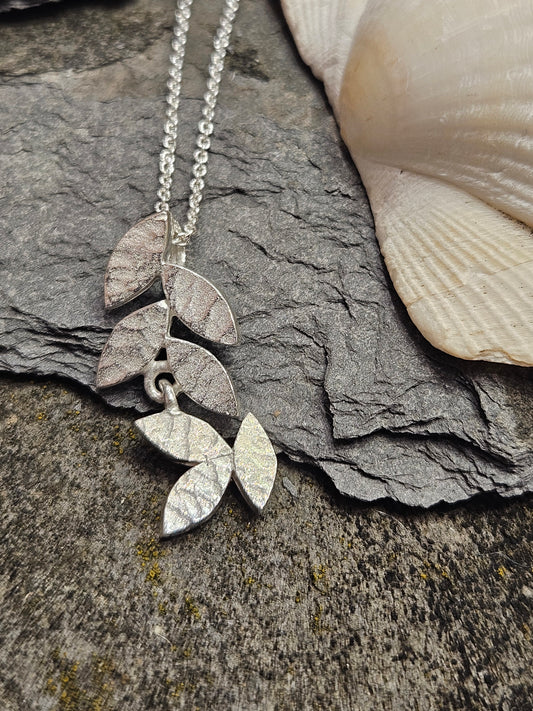 Textured Leaves Pendant