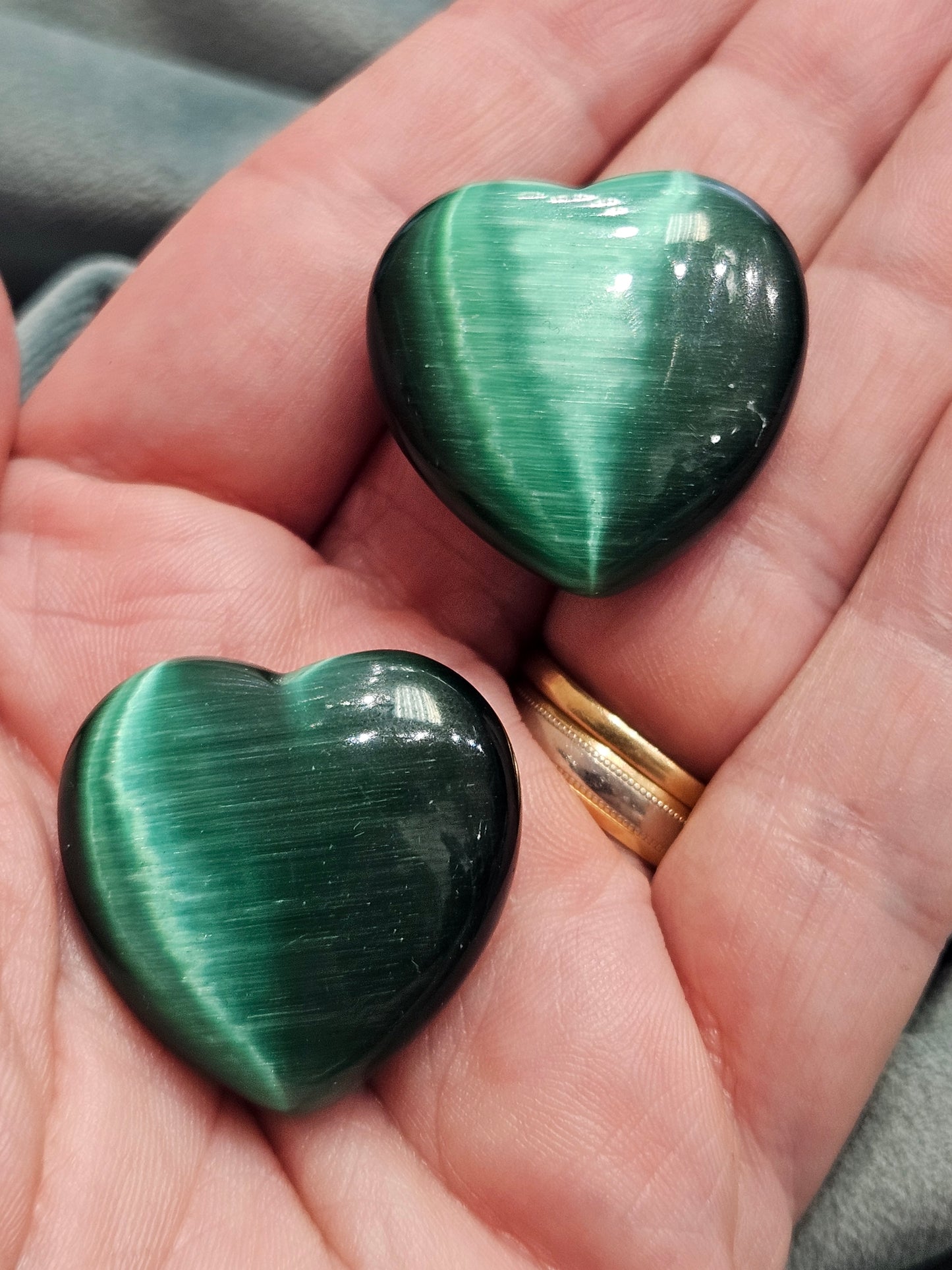 Green Cats Eye Heart