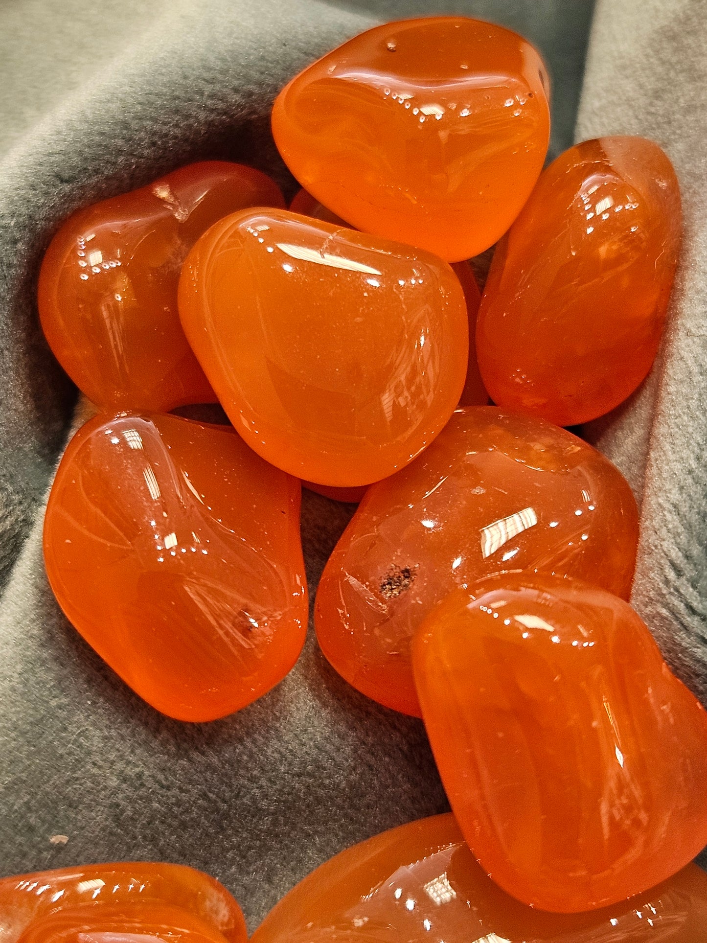 Carnelian Tumblestone